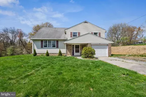 204 S Fairville Ave, Harrisburg, PA 17112