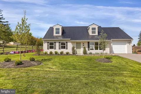 79 Camp St, Elizabethville, PA 17023