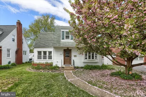 3862 Brisban St, Harrisburg, PA 17111