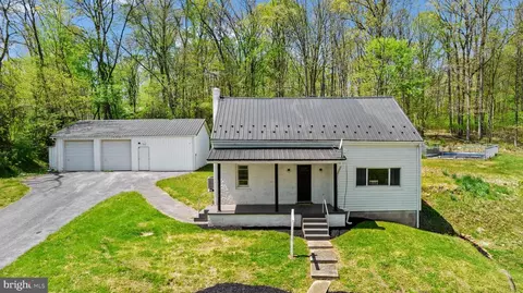 3262 Hill Rd, Elizabethtown, PA 17022