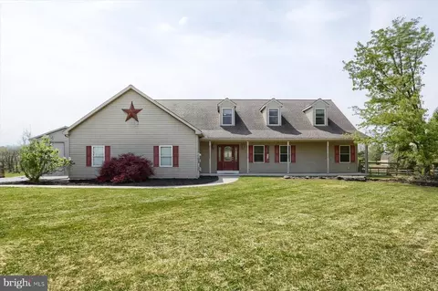 163 S Hoernerstown Rd, Hummelstown, PA 17036