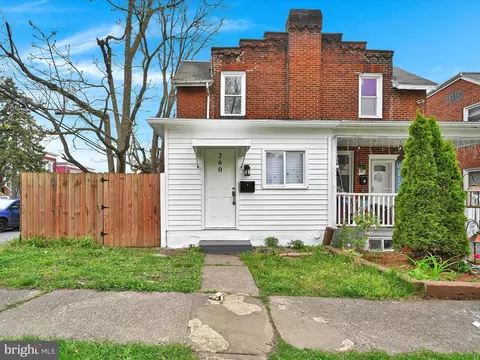 260 S 19th St, Harrisburg, PA 17104
