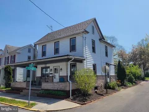 267 W High St, Hummelstown, PA 17036