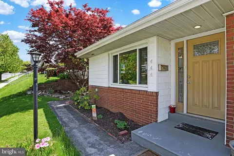 444 W Areba Ave, Hershey, PA 17033