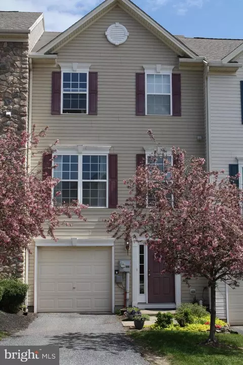 7556 Stephen Dr, Harrisburg, PA 17111