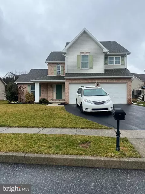 1929 Creek Hollow Ln, Hershey, PA 17033