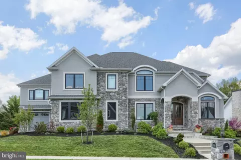 6510 Plowman Rdg, Harrisburg, PA 17112