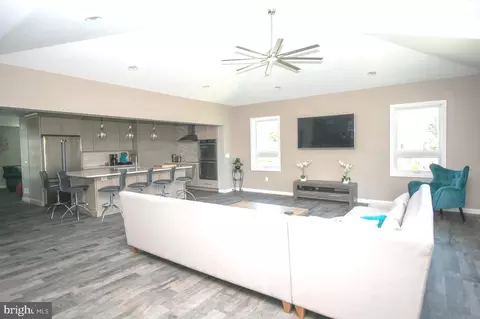 304 Beech Ave, Hershey, PA 17033 photo 6