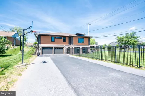 304 Beech Ave, Hershey, PA 17033 photo 33
