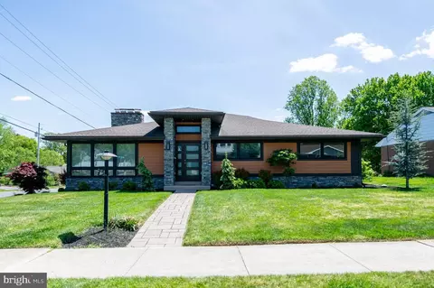 304 Beech Ave, Hershey, PA 17033 photo 2