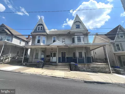 220 Pine St, Steelton, PA 17113