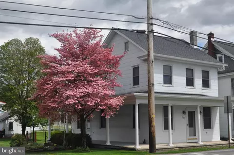 133 S Main St, Berrysburg, PA 17005