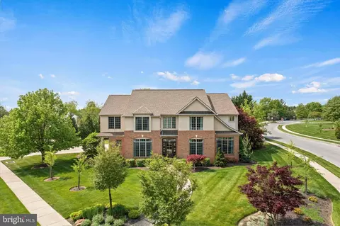 2320 Forest Ln, Harrisburg, PA 17112