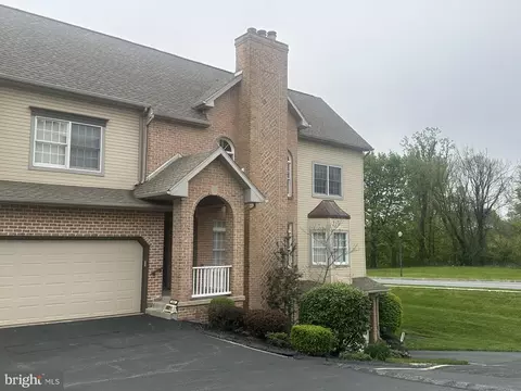 4537 Deer Path Rd, Harrisburg, PA 17110