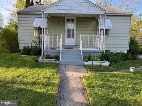 4612 Clarendon St, Harrisburg, PA 17109