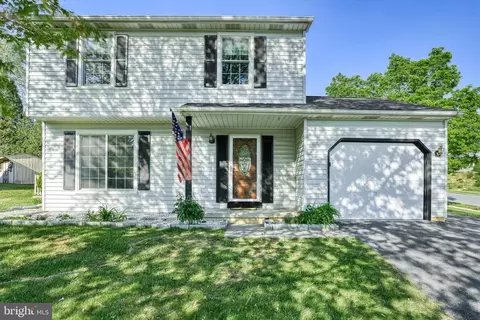 2036 Deer Path Rd, Harrisburg, PA 17110