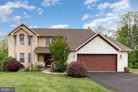 2016 Bonita Ct, Harrisburg, PA 17110