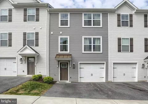 134 Carleigh Ln, Harrisburg, PA 17112