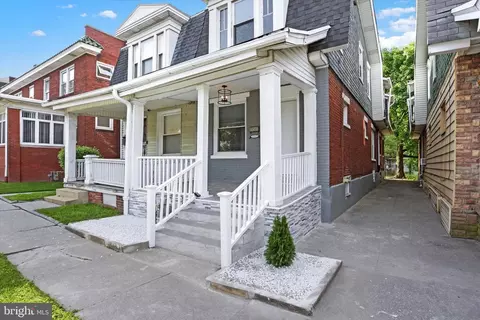 1727 Herr St, Harrisburg, PA 17103