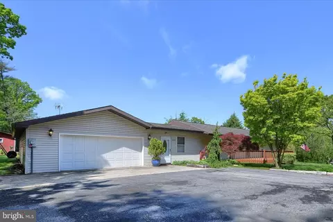 1290 Fern Rd, Harrisburg, PA 17112