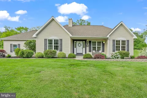 1111 Miller Rd, Dauphin, PA 17018