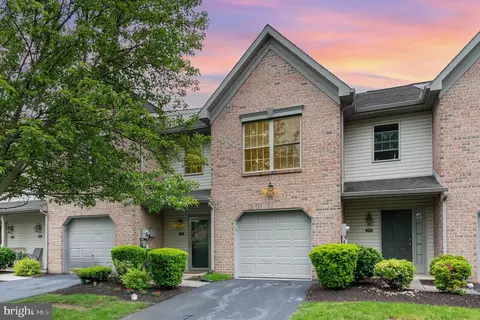 257 Saddle Ridge Dr, Harrisburg, PA 17110