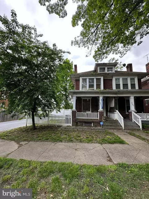 2423 Derry St, Harrisburg, PA 17111