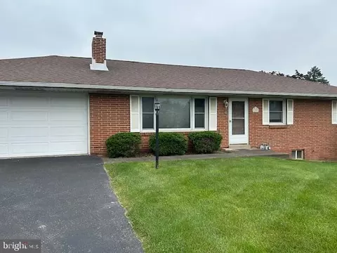 1351 Norton Rd, Harrisburg, PA 17113