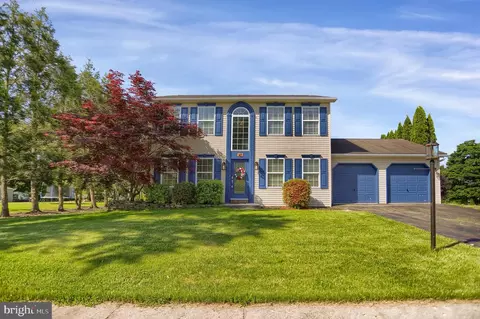 43 Maple Ave, Halifax, PA 17032