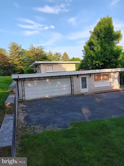 1200 Laporte St, Harrisburg, PA 17112