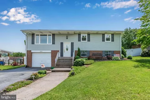 8021 Jefferson St, Hummelstown, PA 17036