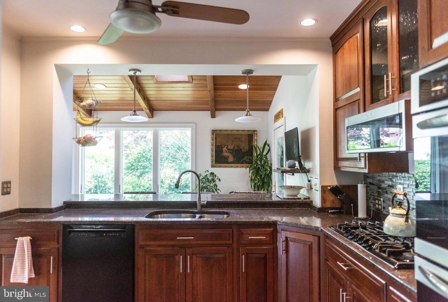 202 Java Ave, Hershey, PA 17033 photo 16