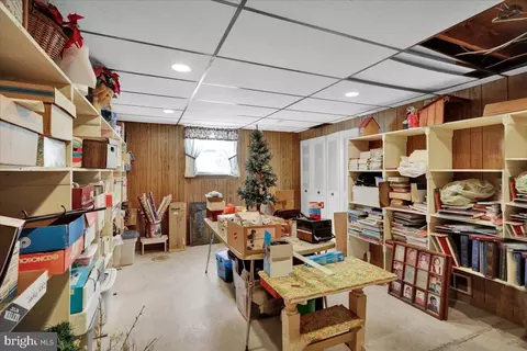 329 Gates Rd, Hershey, PA 17033 photo 22