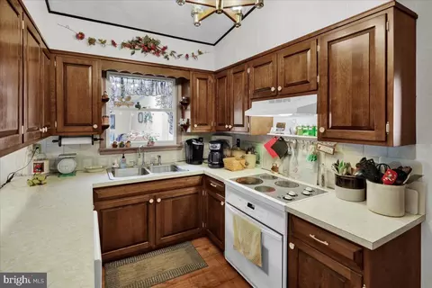 329 Gates Rd, Hershey, PA 17033 photo 11