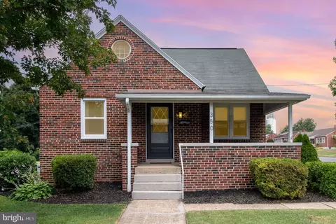 350 S Houcks Rd, Harrisburg, PA 17109