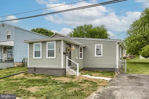 2207 Columbia Ave, Harrisburg, PA 17109