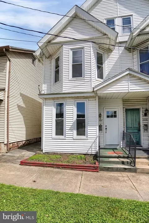 507 Union St, Millersburg, PA 17061