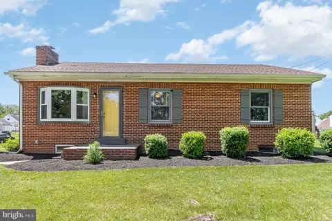 801 Spruce St, Middletown, PA 17057