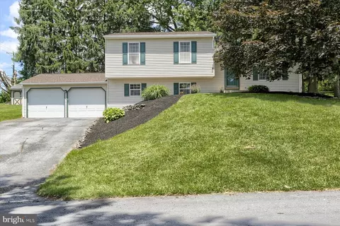 7800 Farmdale Ave, Harrisburg, PA 17112