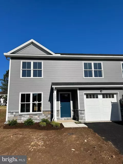 120 Hart Ln, Hershey, PA 17033