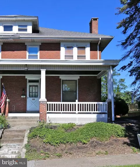 322 N Paxtang Ave, Harrisburg, PA 17111