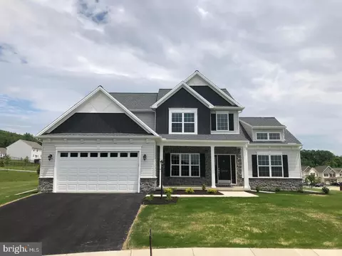 4489 Continental Dr, Harrisburg, PA 17112