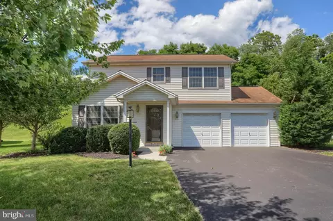 486 Princeton Rd, Harrisburg, PA 17111