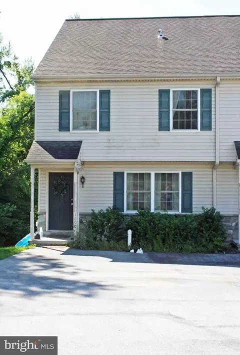 1600 Lakeside Dr, Middletown, PA 17057