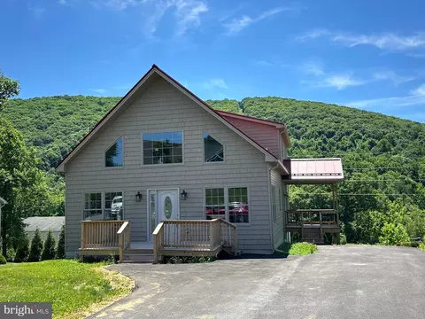 136 Wilt Blvd, Millersburg, PA 17061