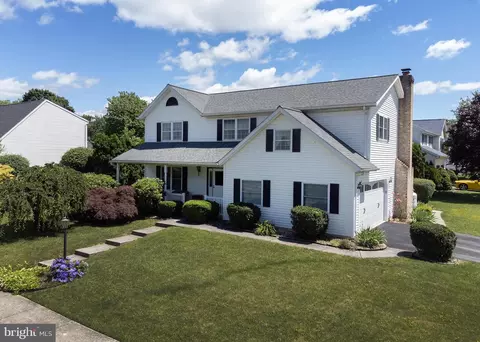 399 Timber Ln, Harrisburg, PA 17112