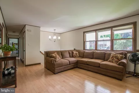 21 Clark Rd, Hershey, PA 17033 photo 6