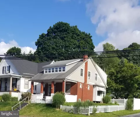 2301 Hoffer St, Harrisburg, PA 17103