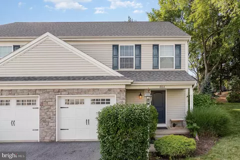 664 Winding Ln, Harrisburg, PA 17111