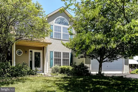 2333 Cypress Dr, Harrisburg, PA 17110